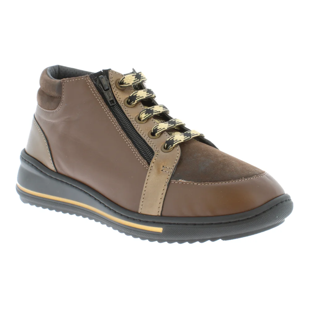  Podowell - Shelby (Bronze)